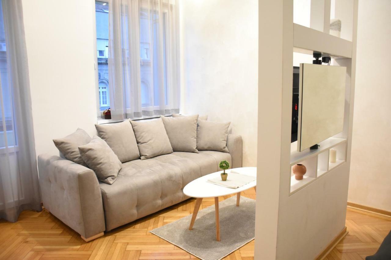 Ferienwohnung Royal Park Belgrad Exterior foto